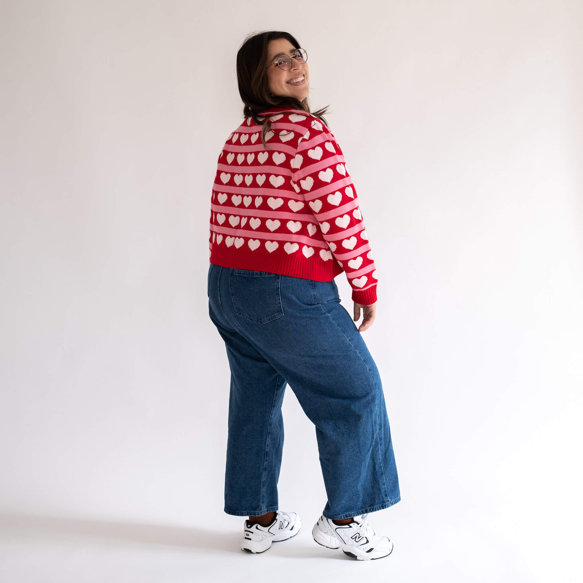 Super Sweater - Thousand Hearts
