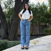 29" Inseam Straight Leg Jeans - Light Wash