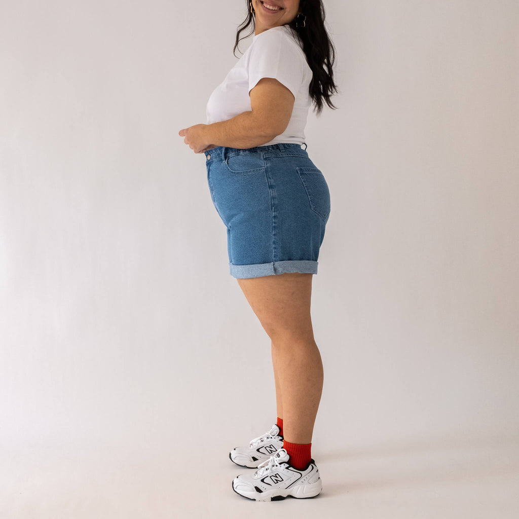 love at first sight denim shorts - light wash